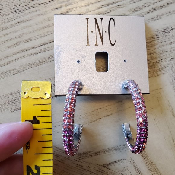 Earrings - Picture 5 of 5